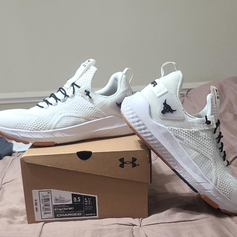 Under Armour Men's White Athletic Shoes